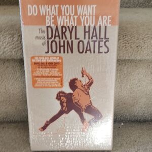 Daryl Hall & John Oates Nwt  Music Box  Set